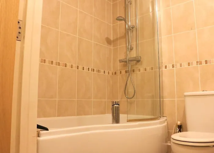 Modern Comfort 1br For 3 Free Parking Apartment Bristol